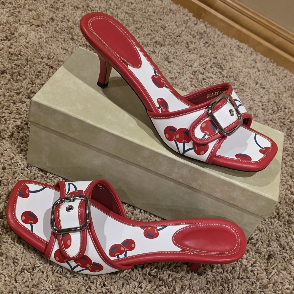 NWT Cherry Kitten Heel Sandals. Womens Size 8. Heel height is 2.3 inches. - Picture 12 of 16